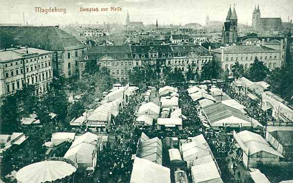 Domplatz zur Messezeit um die Jahrhundertwende