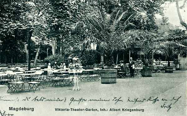 Der Theatergarten des Viktoriatheaters um 1915