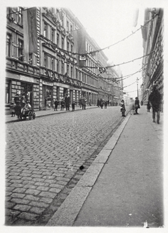 148 Coquistra&szlig;e